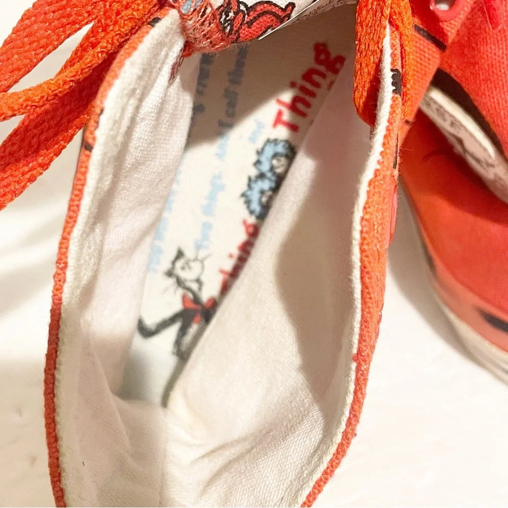 Converse Size 6.5 Red Cat In The Hat Hi Top Dr. Seuss Hook Thing One Thing Two - Picture 5 of 7